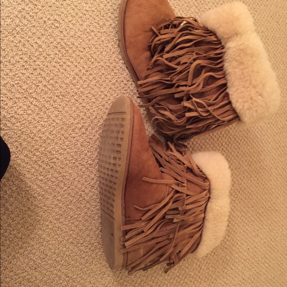 Koolaburra tassel boots